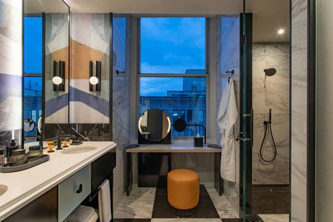 Penthouse Bathroom