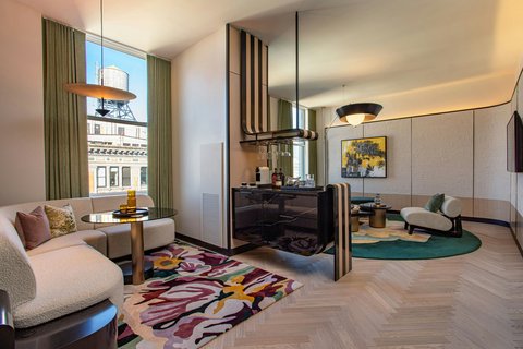 Penthouse II - Living Room