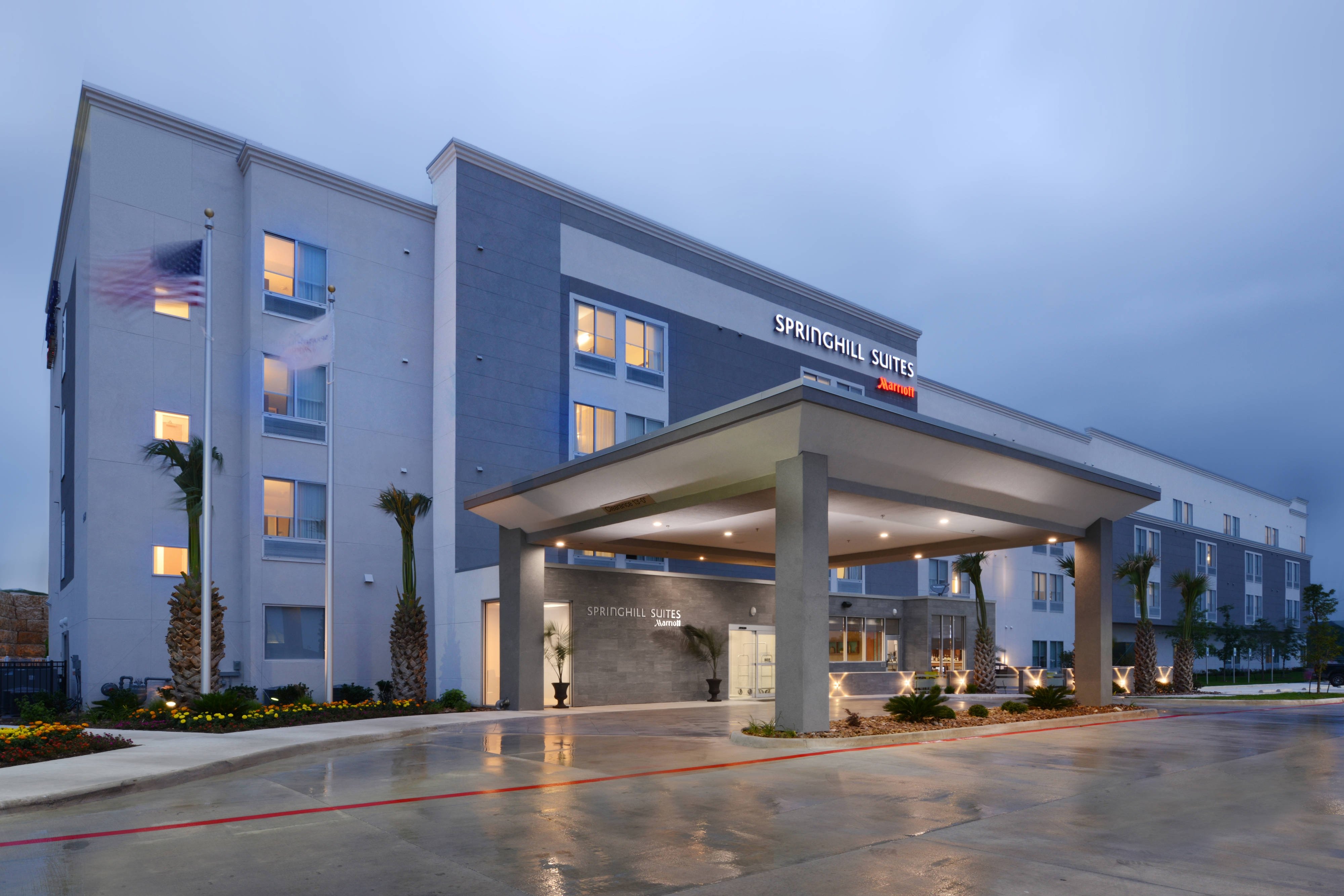 SpringHill Sts by Marriott NW at The Rim