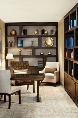 Royal Suite - Study Room