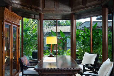 Three-Bedroom Pool Villa - Study Room