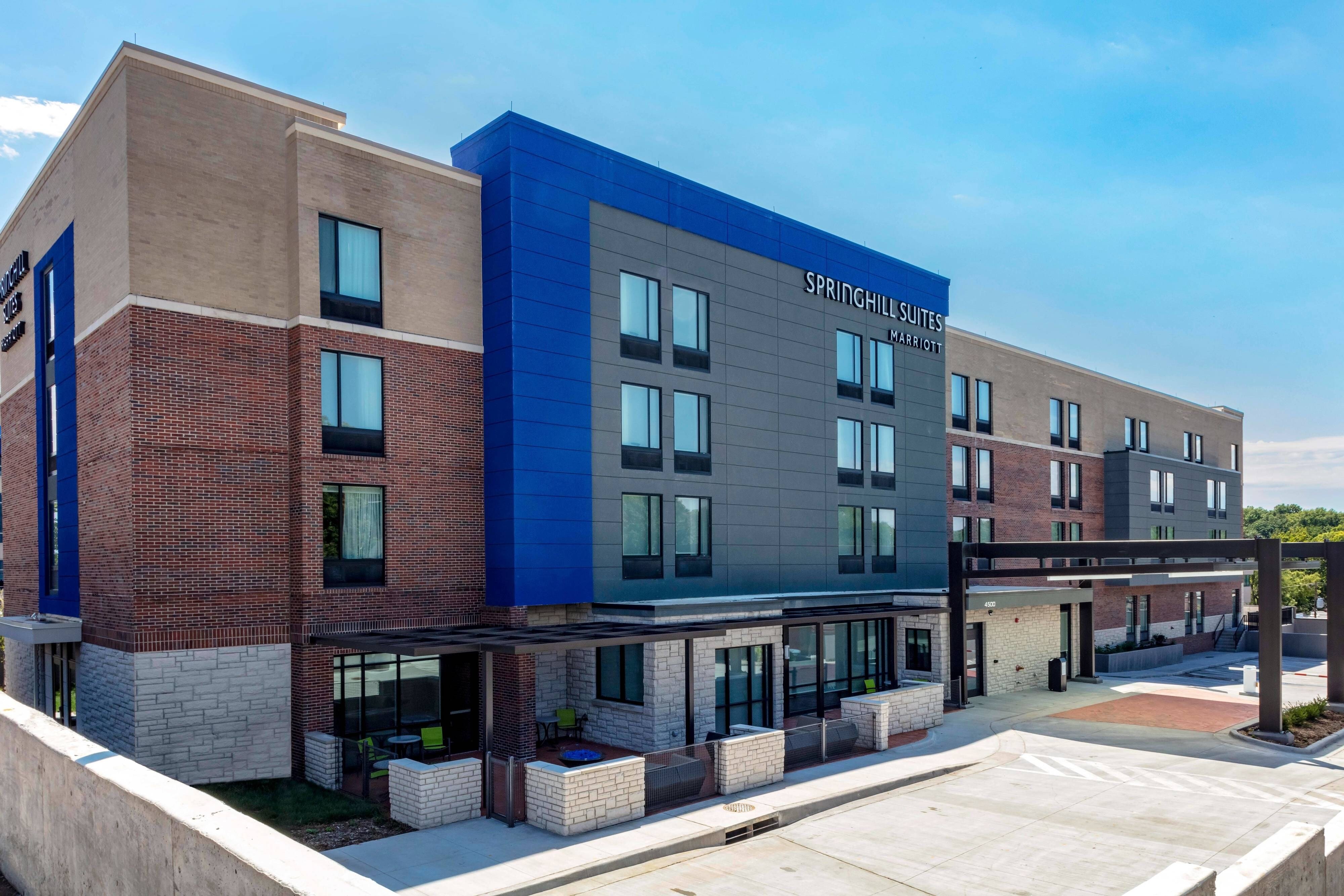 SpringHill Suites Country Club District