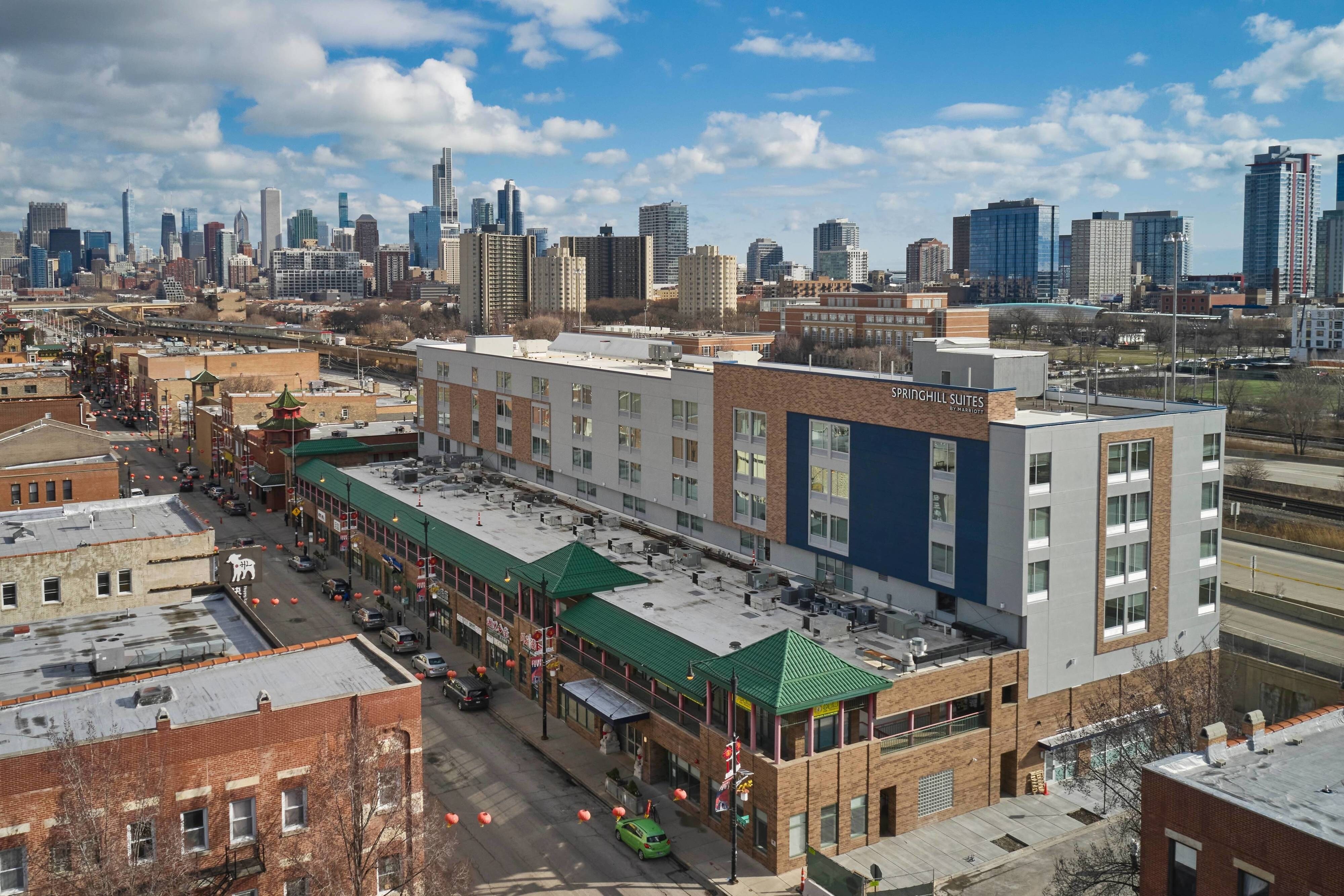 SpringHill Suites Chicago Chinatown