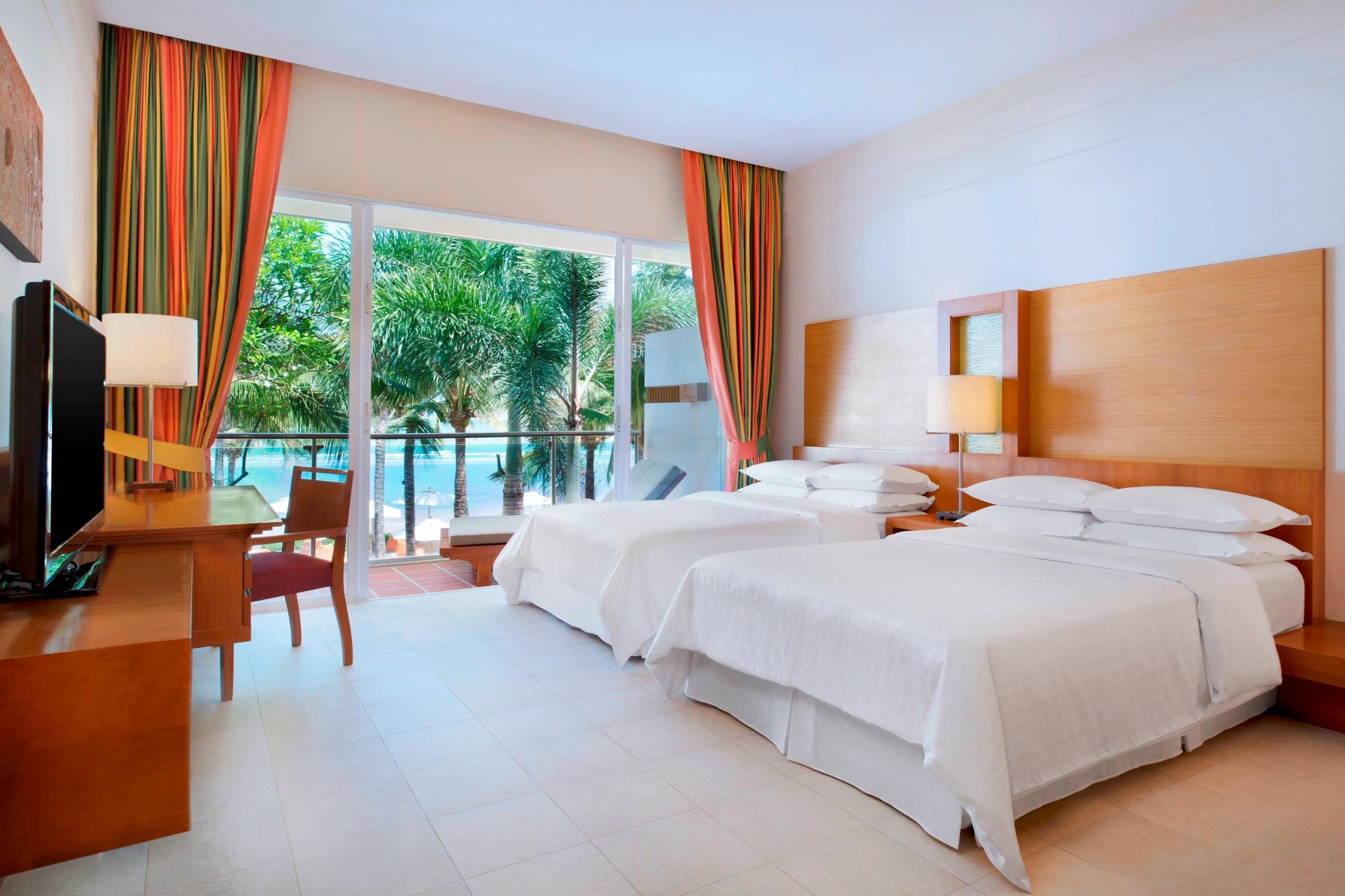 Sheraton Hua Hin Resort & Spa Room Type - Guest room, 2 Double, Sofa bed, Oceanfront view