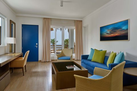 Solarium Suite Living Room
