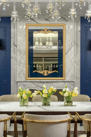 The Ritz-Carlton Suite Table in Living Room