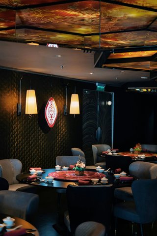 Cantonese Flavors at Yen, Delightful Cuisines