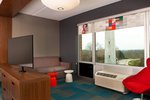 Savvy, Suite, 2 Queen, Sofa bed, Memorial Bell view