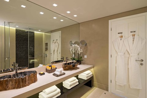 Resort Sea View Suite - King