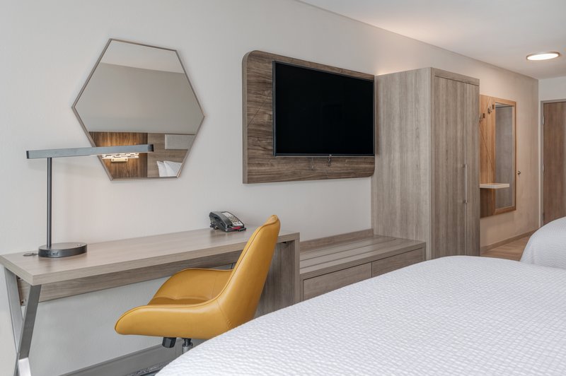 Holiday Inn Express Rensselaer