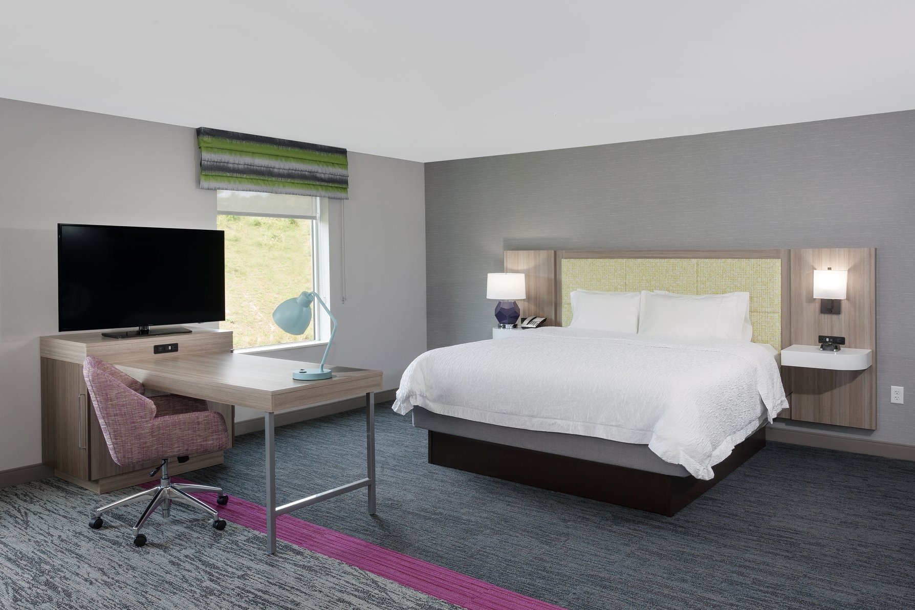 Hampton Inn & Suites Rocky Hill-Hartford South, CT Room Type - 1 KING MOB HR ACC RI SHWR