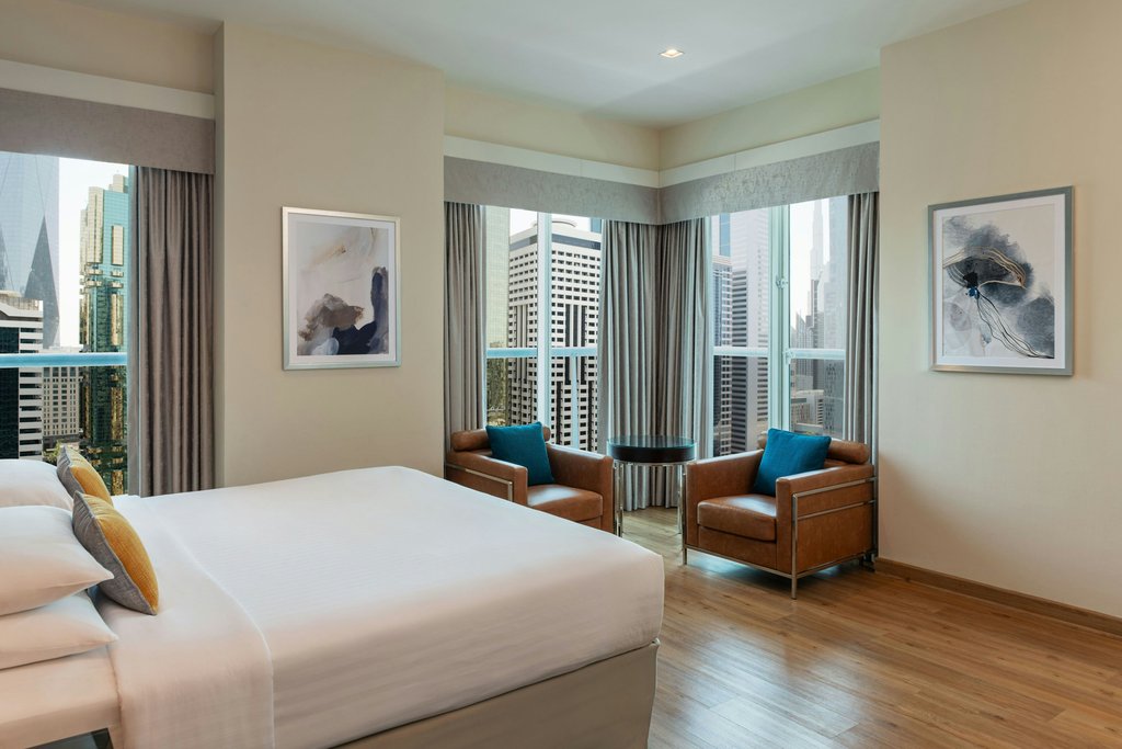 Four Points by Sheraton Sheikh Zayed Road Hotel Room Type - Deluxe Room, Deluxe Guest room, 1 King, Balcony