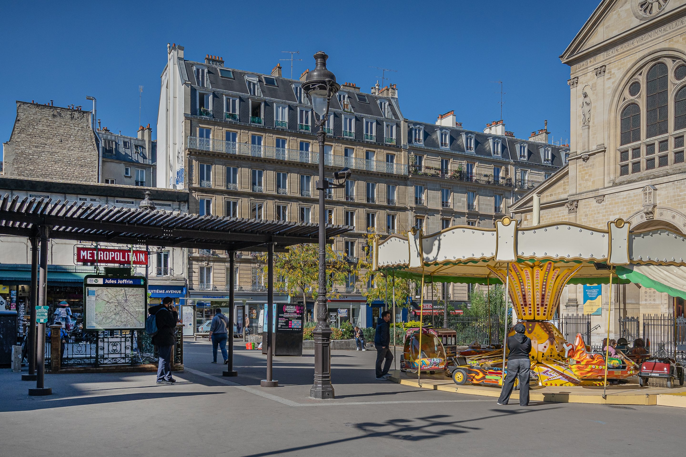 Yuna Montmartre