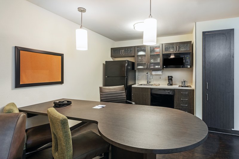 CANDLEWOOD SUITES HATTIESBURG