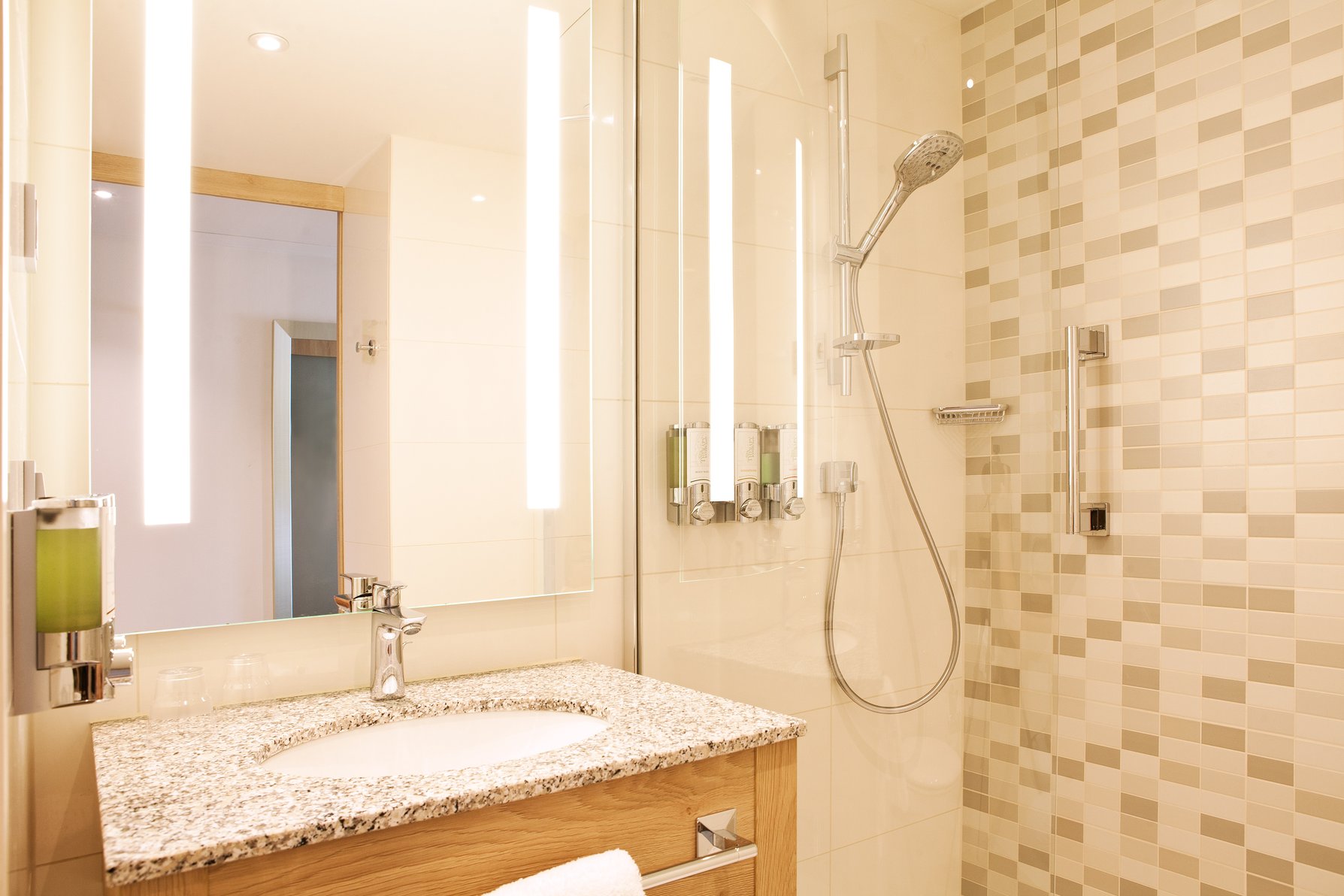 Hampton by Hilton Aachen Tivoli Room Type - 1 KING ROOM