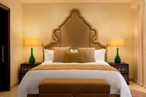Al Dana Suite - Bedroom