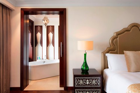 Amiri Suite - Bedroom