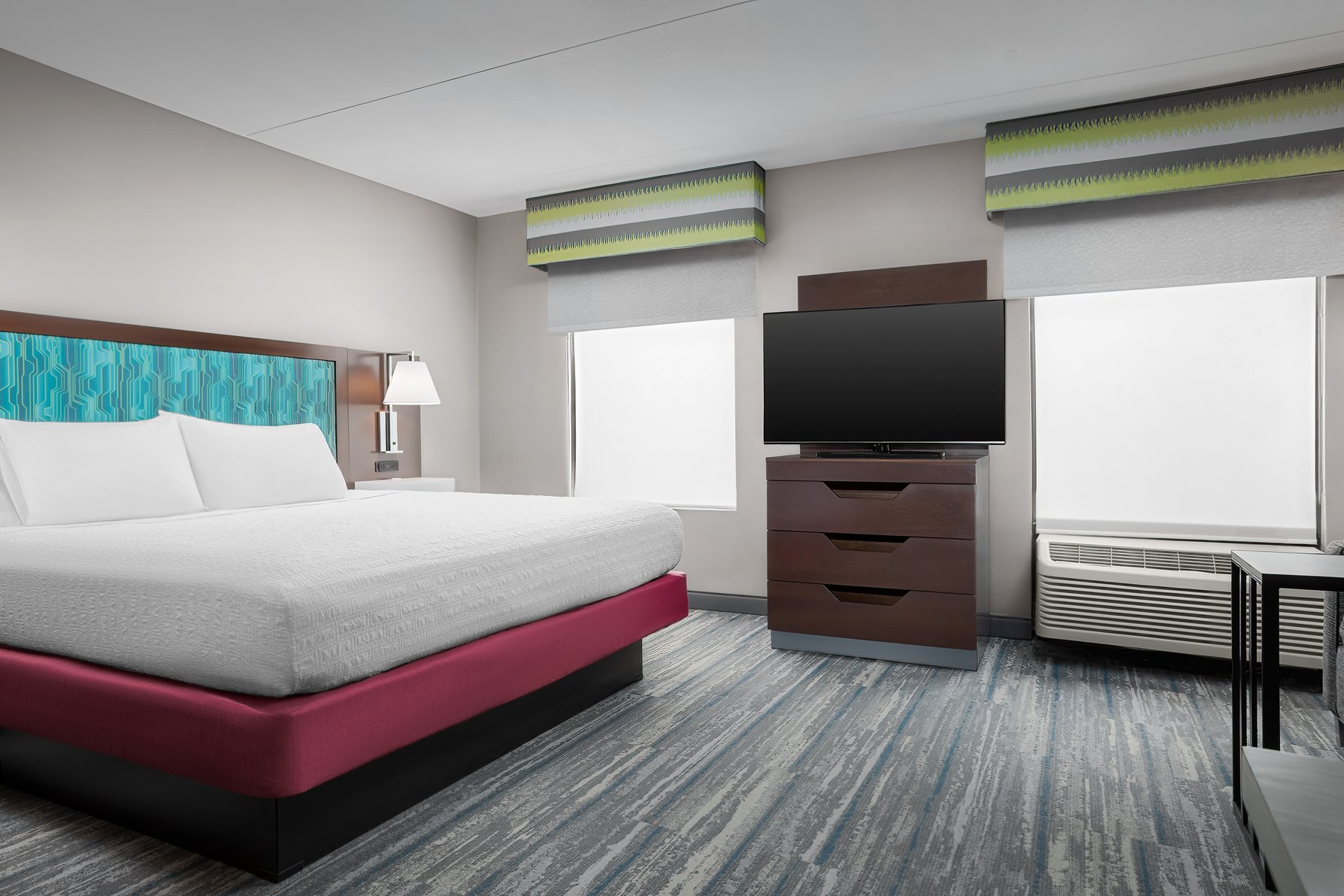 Hampton Inn & Suites Atlanta Six Flags Room Type - 1RM SUITE KING SPEC  NSMKG