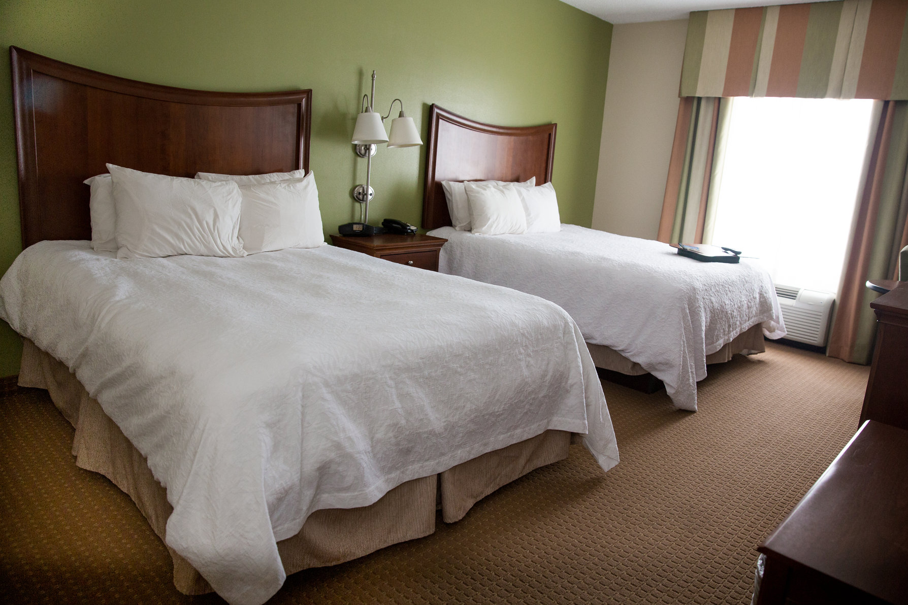 Hampton Inn & Suites by Hilton Blairsville Room Type - 2QN MOB HEARING ACC TUB NS