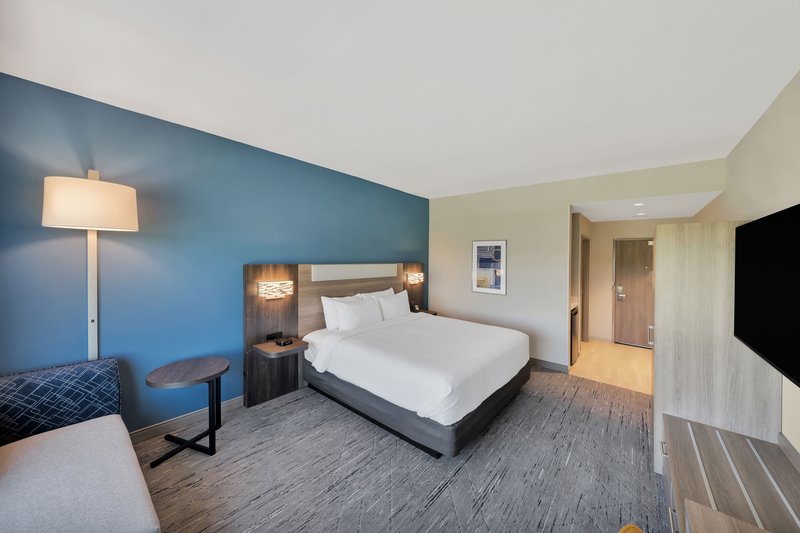 Holiday Inn Express and Suites Fort Walton Beach – Eglin Area