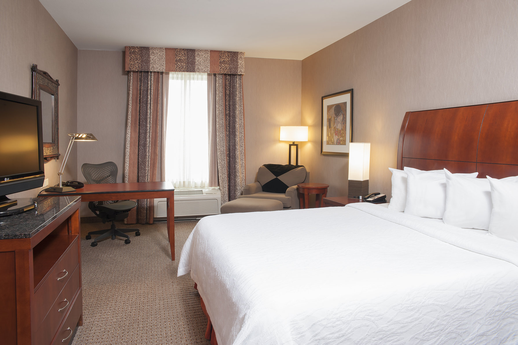Hilton Garden Inn Columbus/Edinburgh Room Type - 1 KING BED