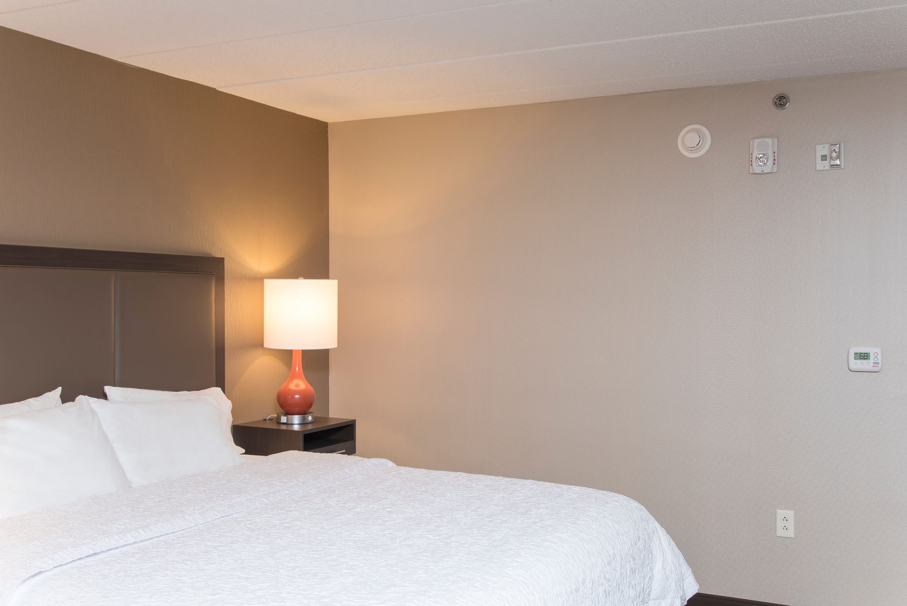 Hampton Inn Columbus/Taylorsville Room Type - 1 KNG HEARING ACC NOSMOK