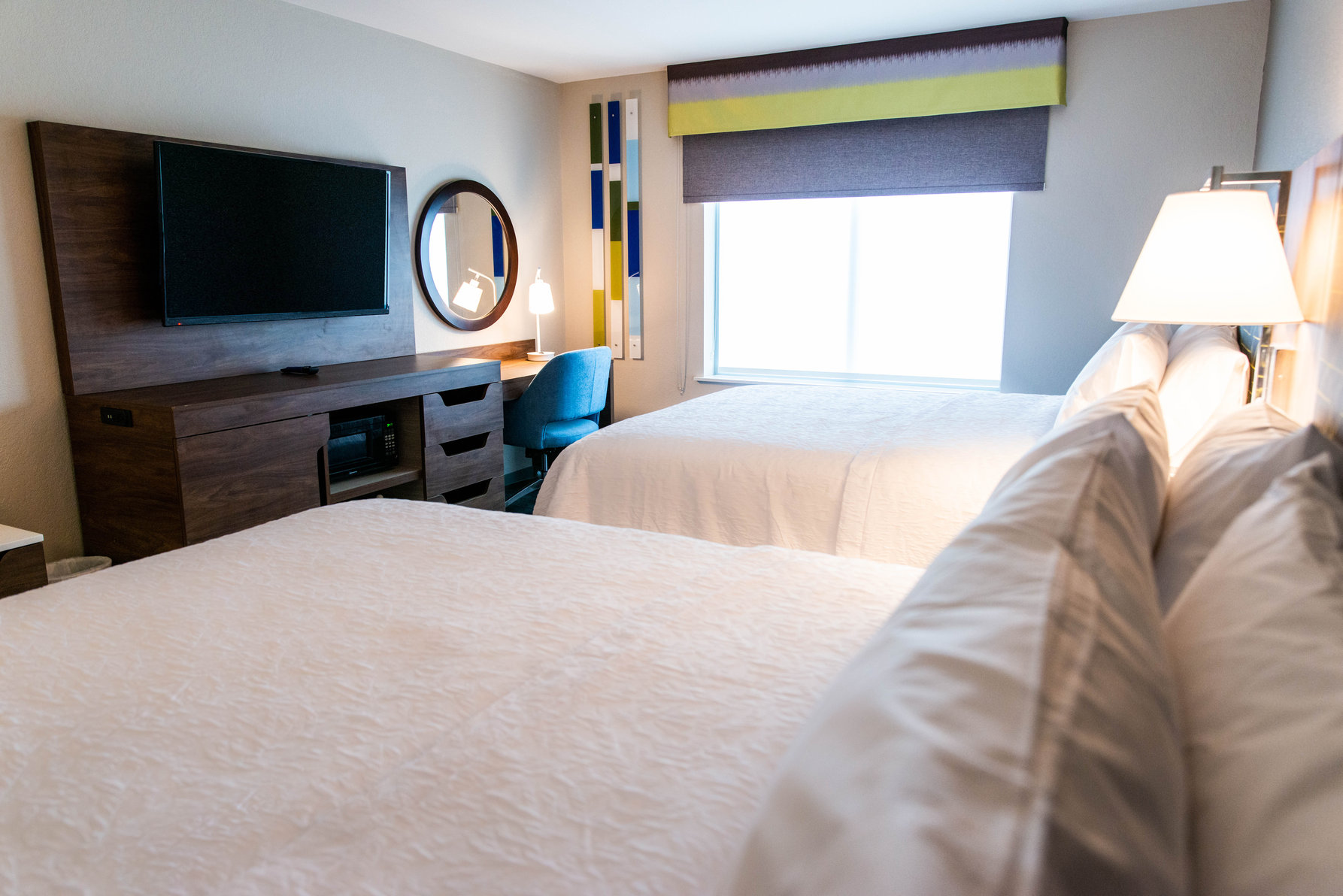 Hampton Inn Paris IL, IL Room Type - 2QN MOB HEAR ACC RI-SHW NS