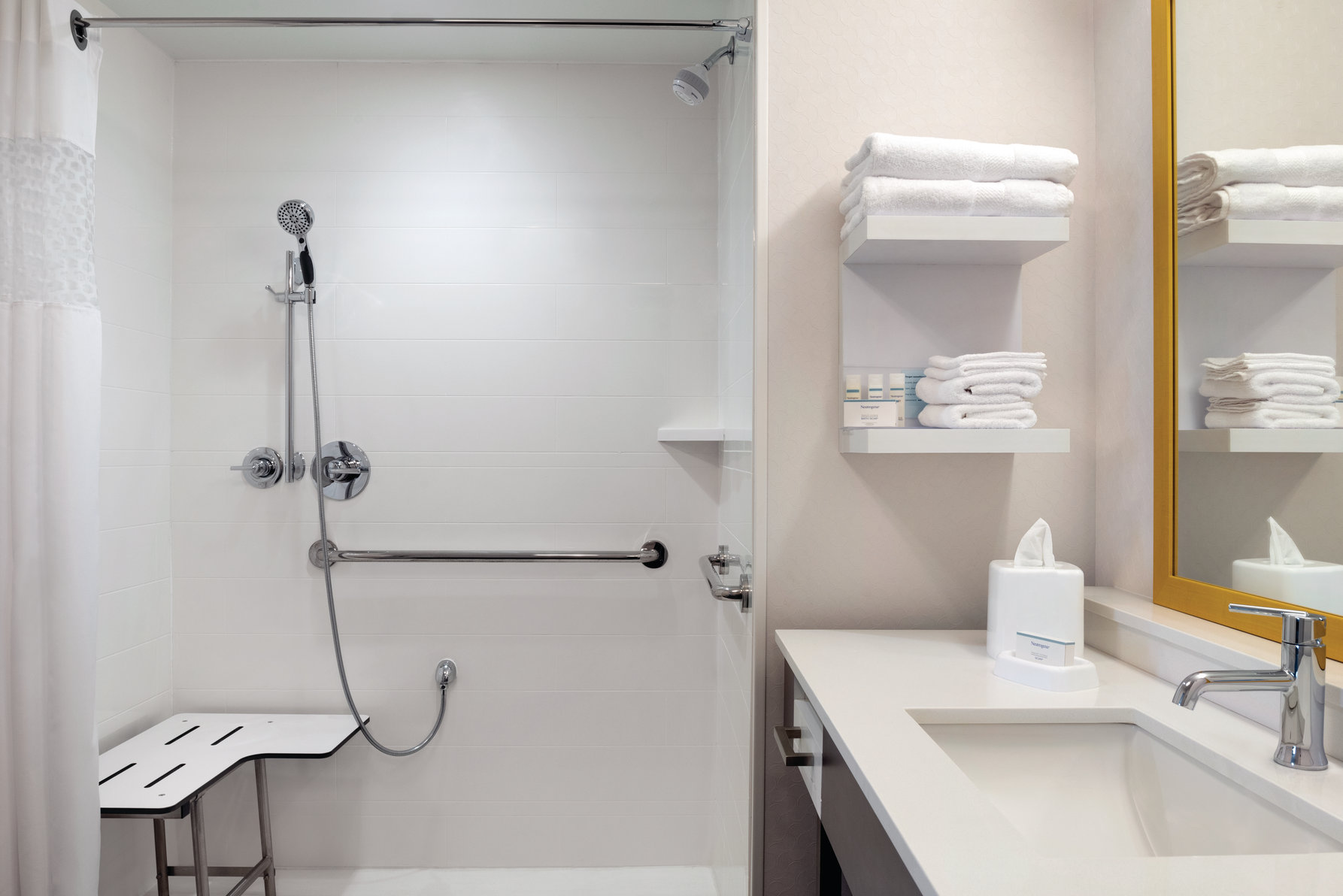 Hampton Inn Champaign Southwest IL Room Type - 1 KING ACC RI SHWR STE NS