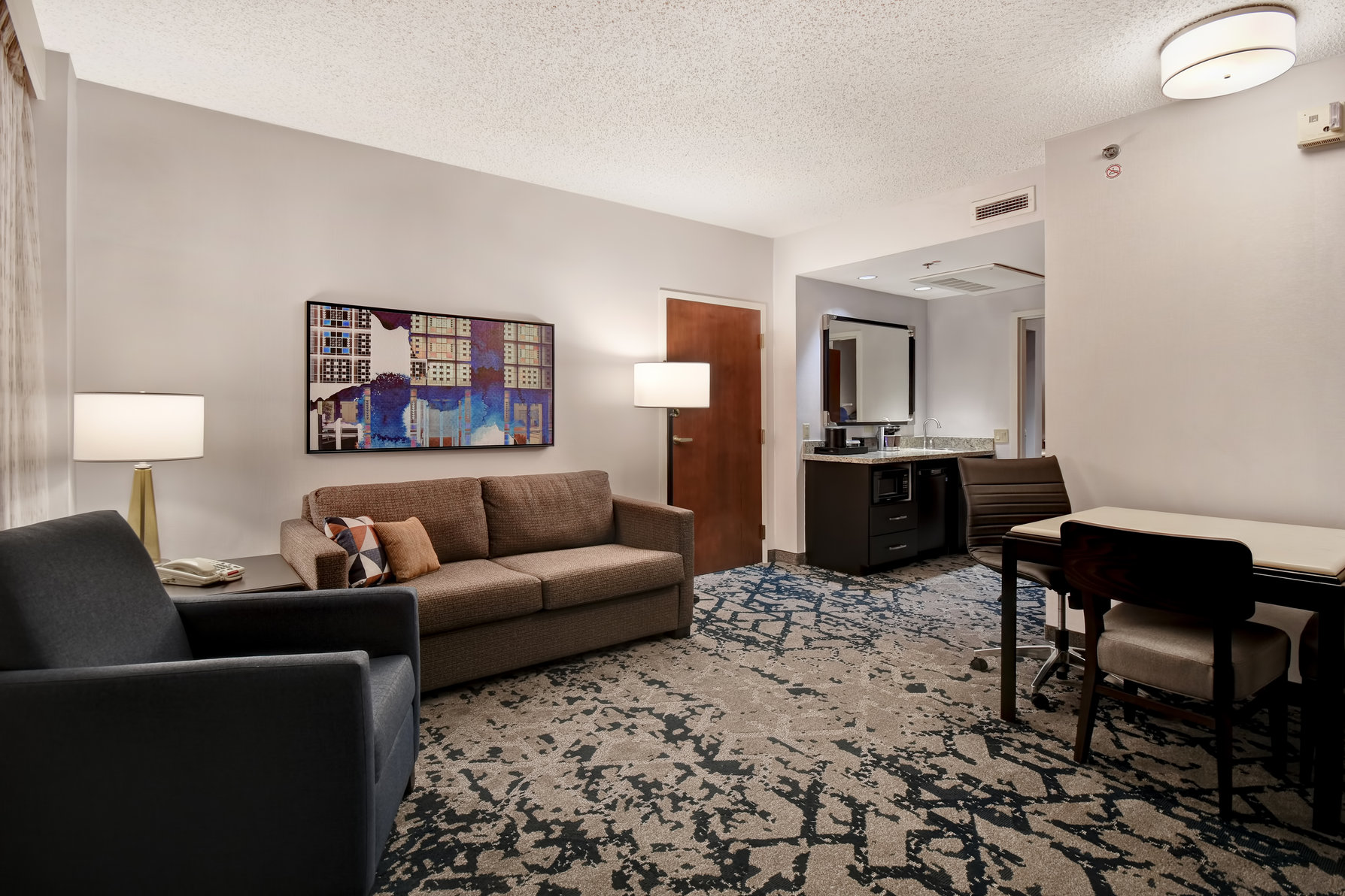 Embassy Suites Charleston Room Type - 2 DBL STE ACC RIS NO SMOK