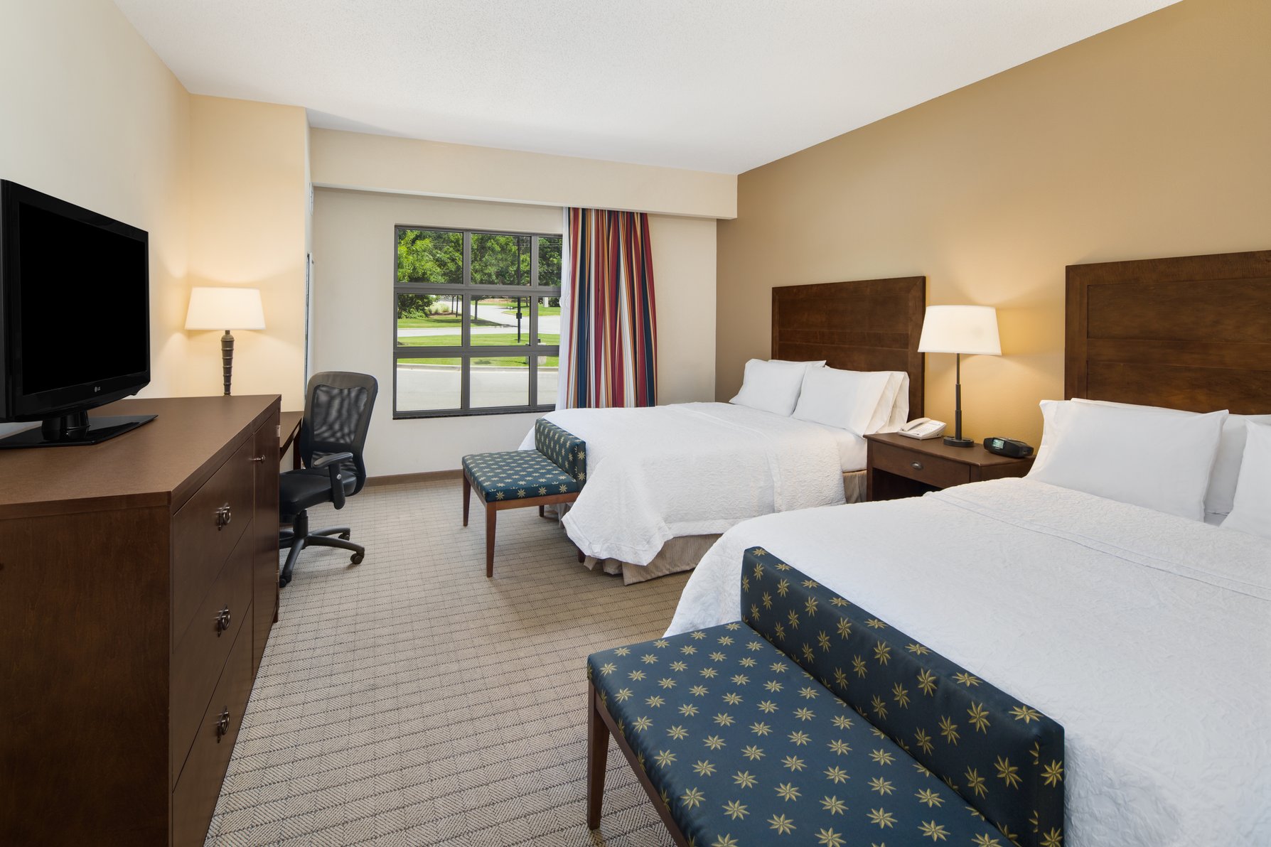 Hampton Inn Columbus / South - Fort Benning Room Type - 2QN MOB HEARING ACC TUB NS
