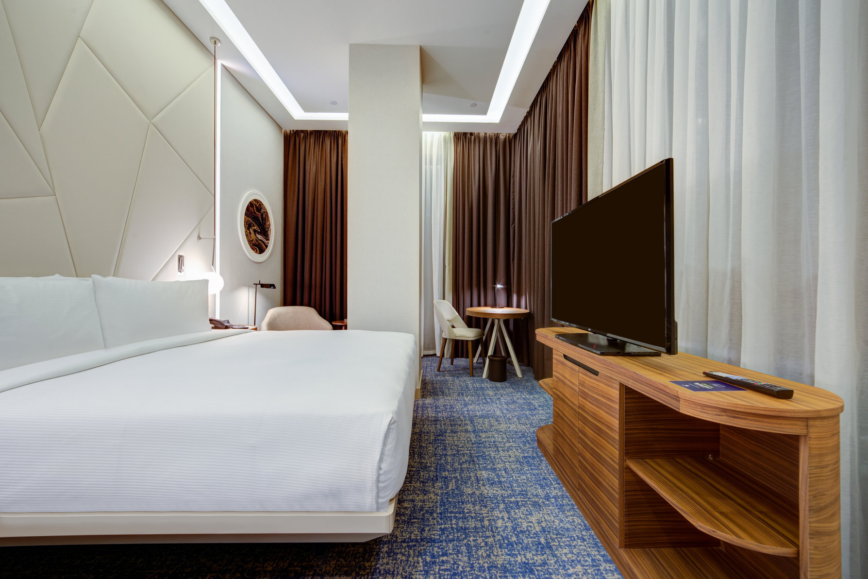 Doubletree By Hilton Adana Room Type - KING DELUXE ROOM