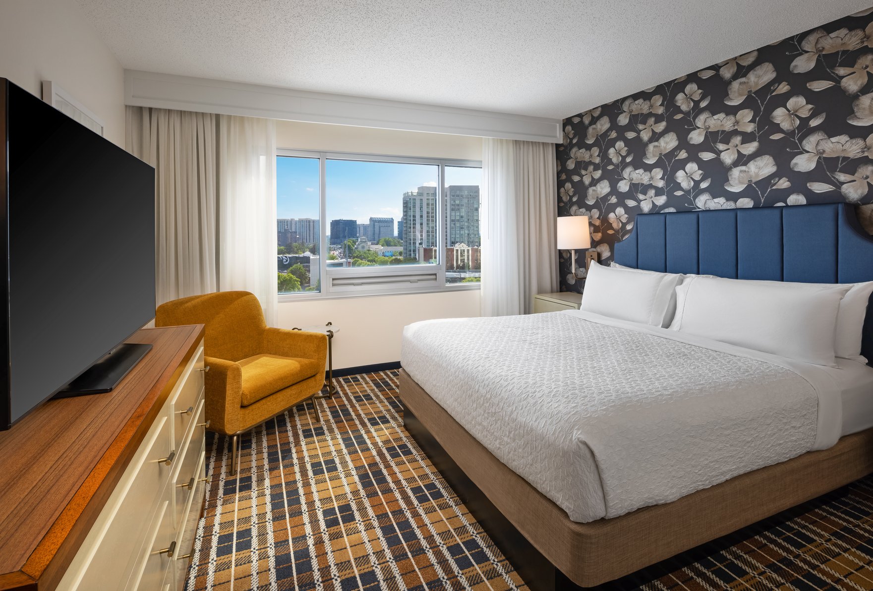 Embassy Suites Atlanta - Buckhead Room Type - 1 KING BOARDROOM NONSMOKE
