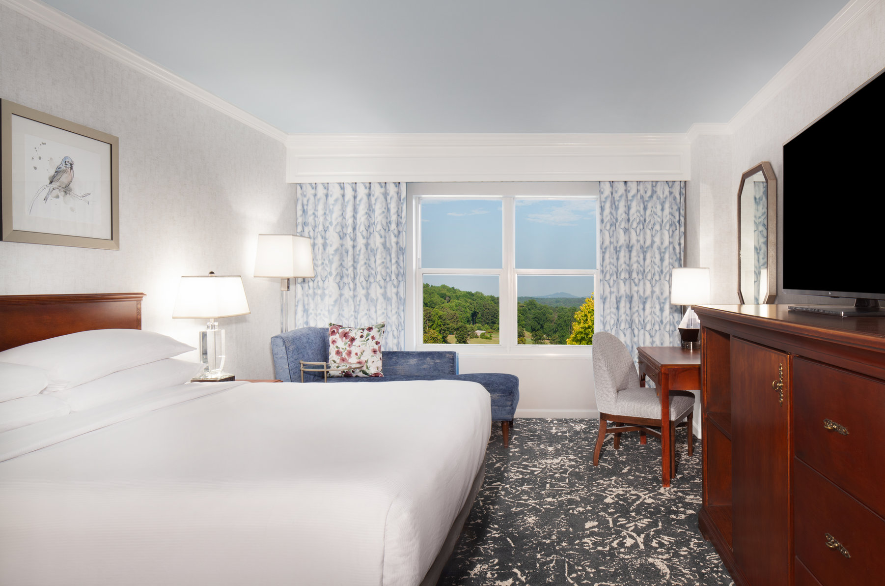 Hilton Atlanta Marietta Hotel & Conference Center Room Type - 1 KING ACC RI SHWR