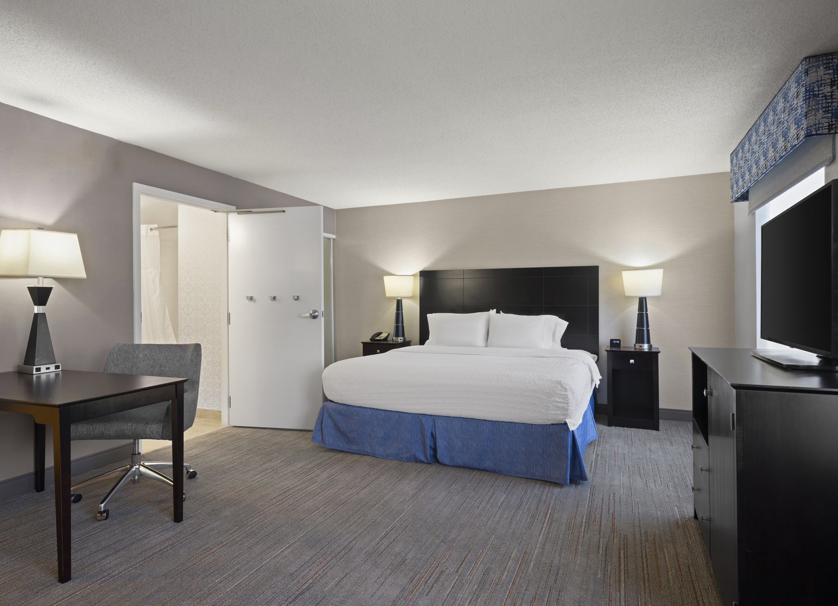 Hampton Inn & Suites by Hilton Arundel Mills/Baltimore Room Type - 1KG MOB HEA ACC TUB STE NS