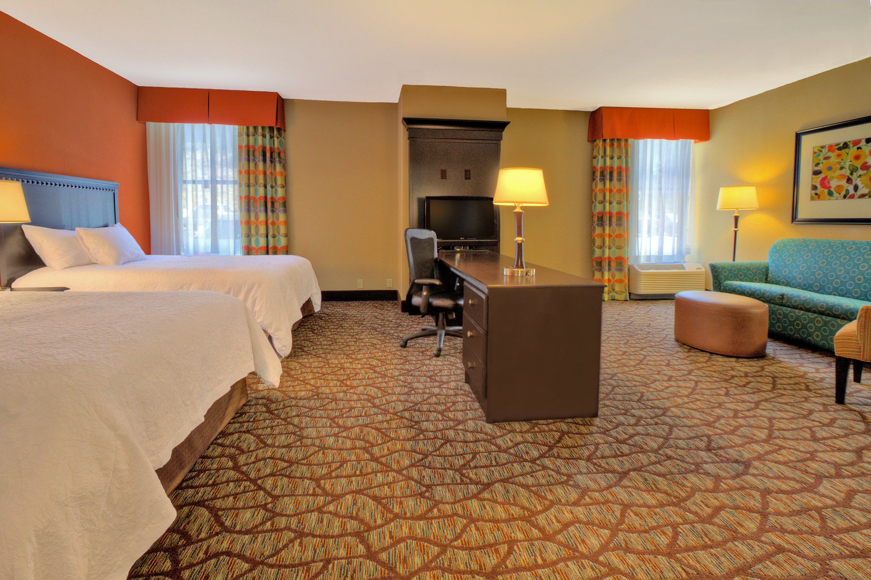 Hampton Inn Asheville-Tunnel Road Room Type - 2 QNS ACC ROLLIN SHWR NS