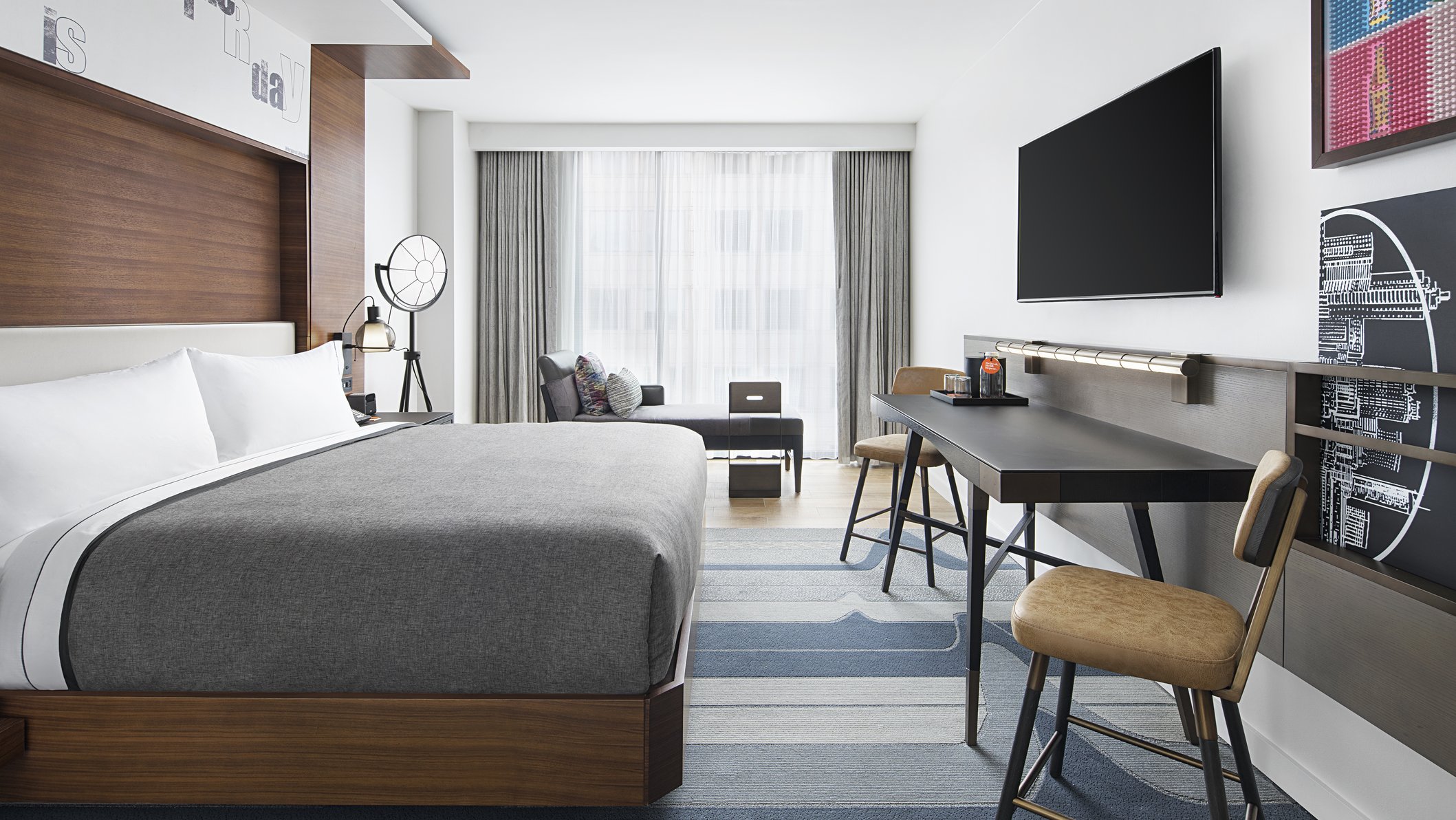 Canopy By Hilton Atlanta Midtown Room Type - 1 KNG BED CORNER CITY VIEW