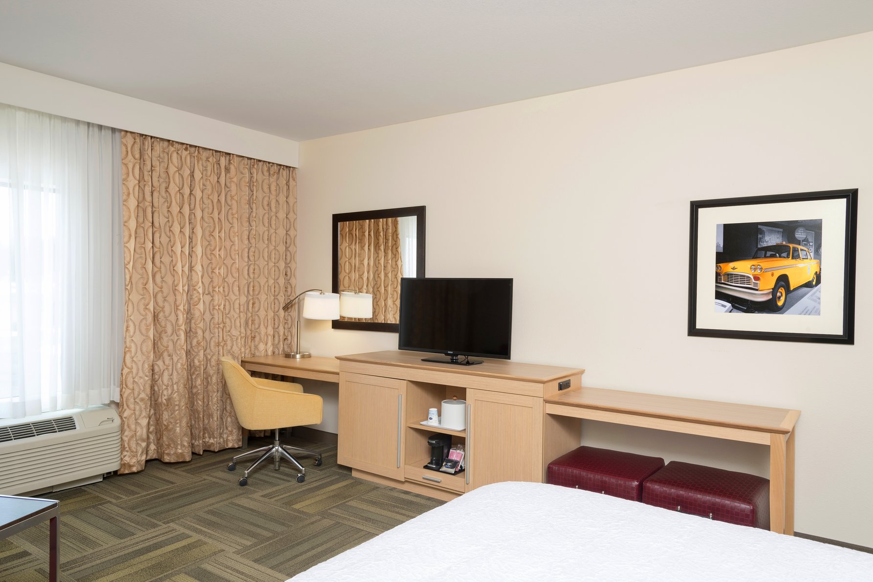 Hampton Inn by Hilton Kalamazoo Room Type - 1KNG HEARING ACC NOSMOK