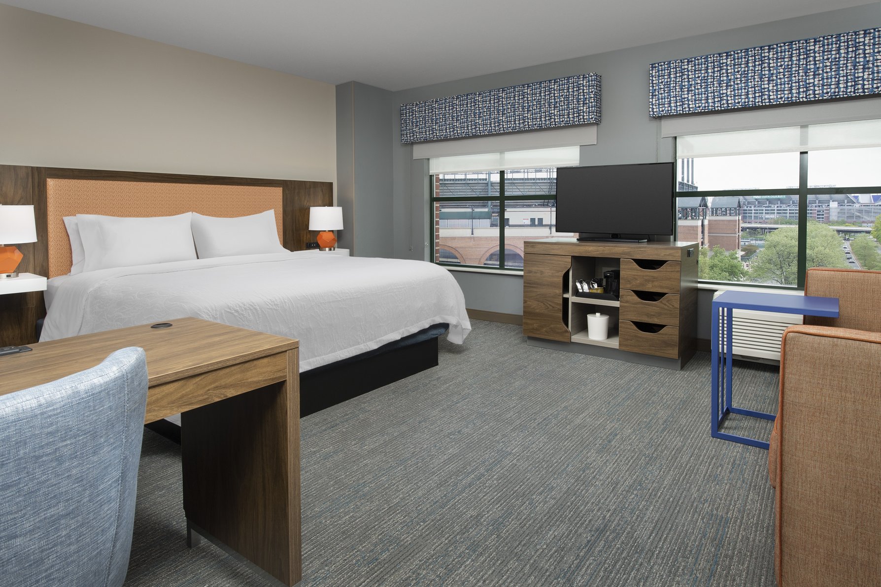 Hampton Inn by Hilton Baltimore-Downtown-Convention Center Room Type - 1KNG MOB HEAR ACC W TUB NS