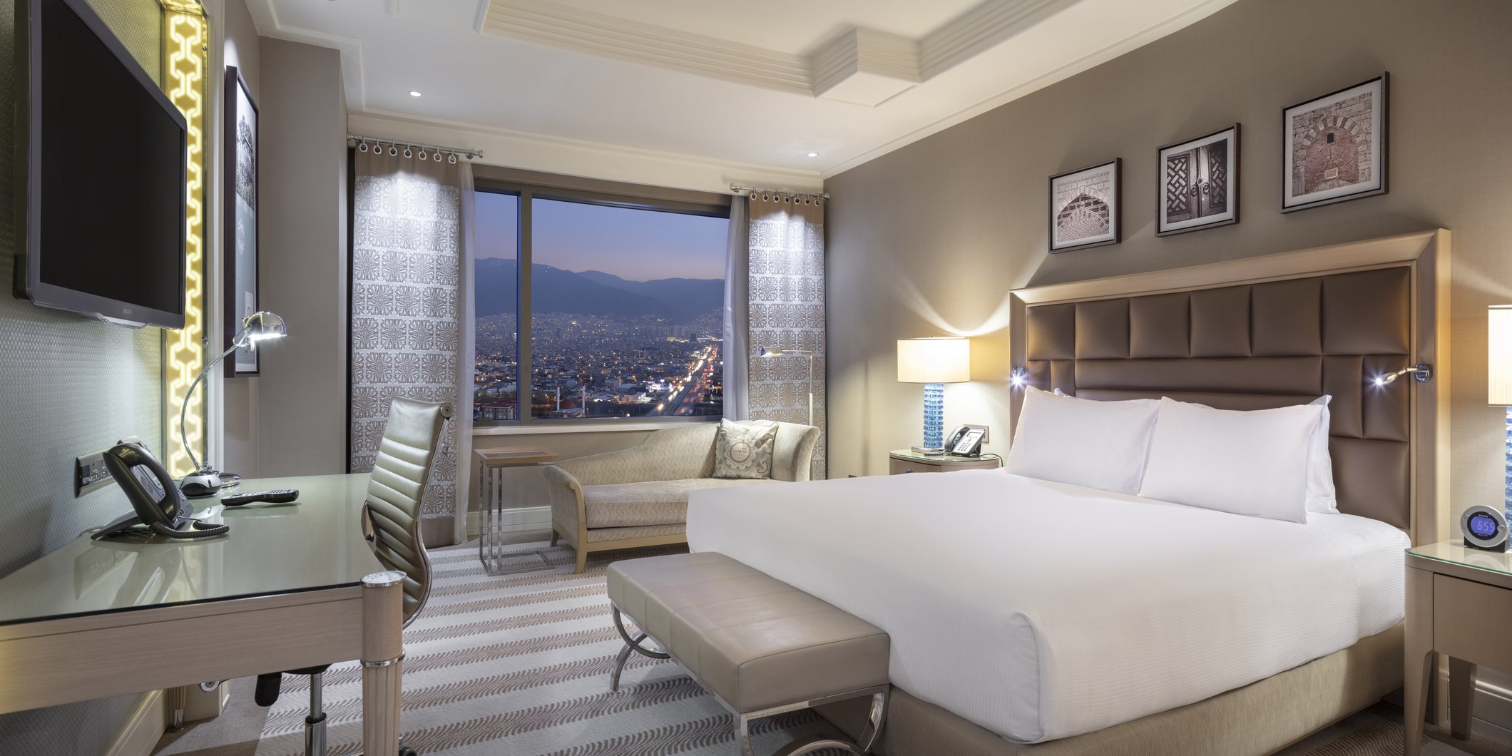 Hilton Bursa Convention Center & Spa Room Type - KING EXECUTIVE ROOM