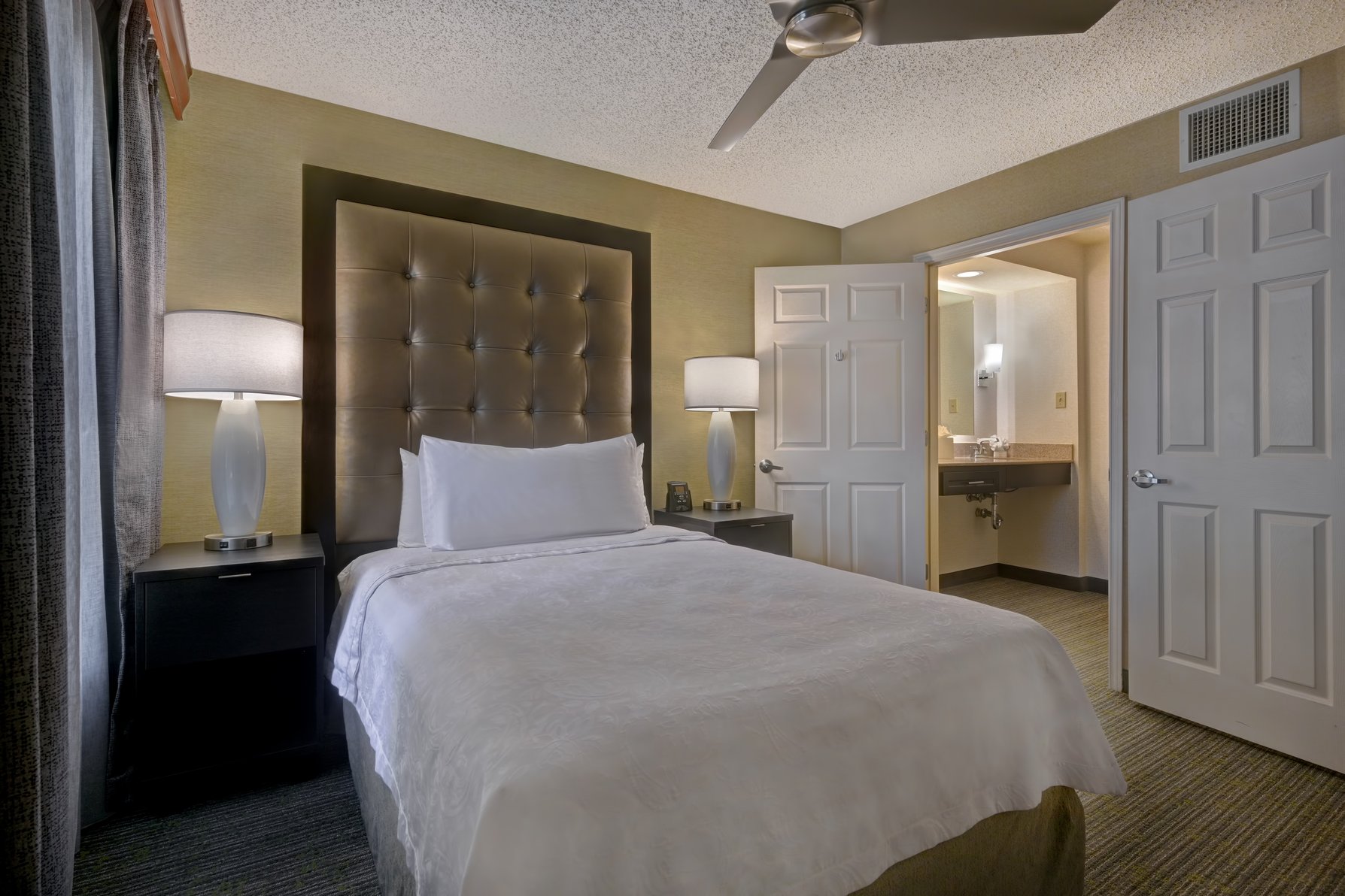Homewood Suites by Hilton Boulder Room Type - 1 DBL BED ACC ROLL IN SHWR