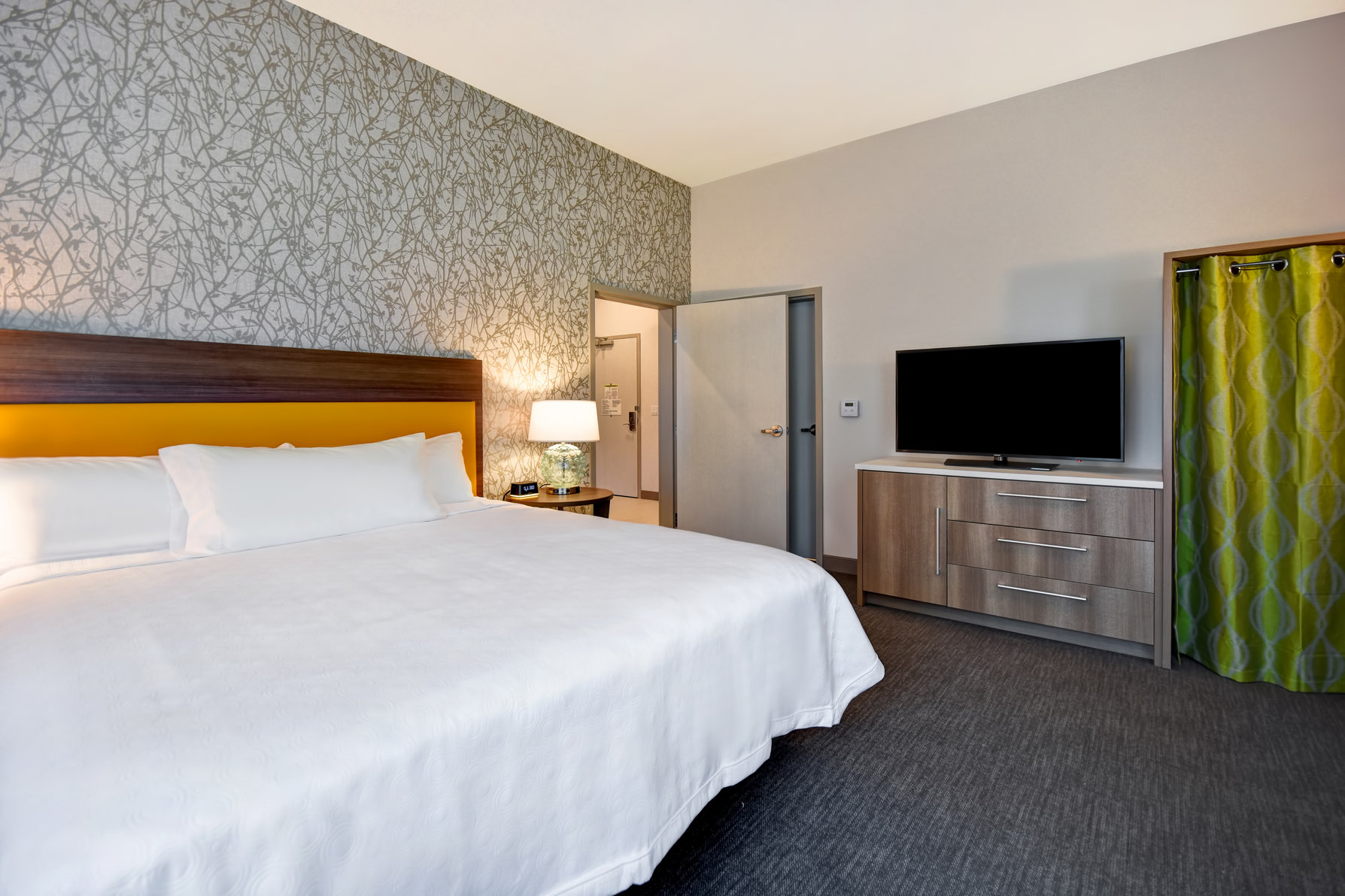 Home2 Suites by Hilton Jekyll Island Room Type - 1KG ACC RI SHWR STE NONSMK