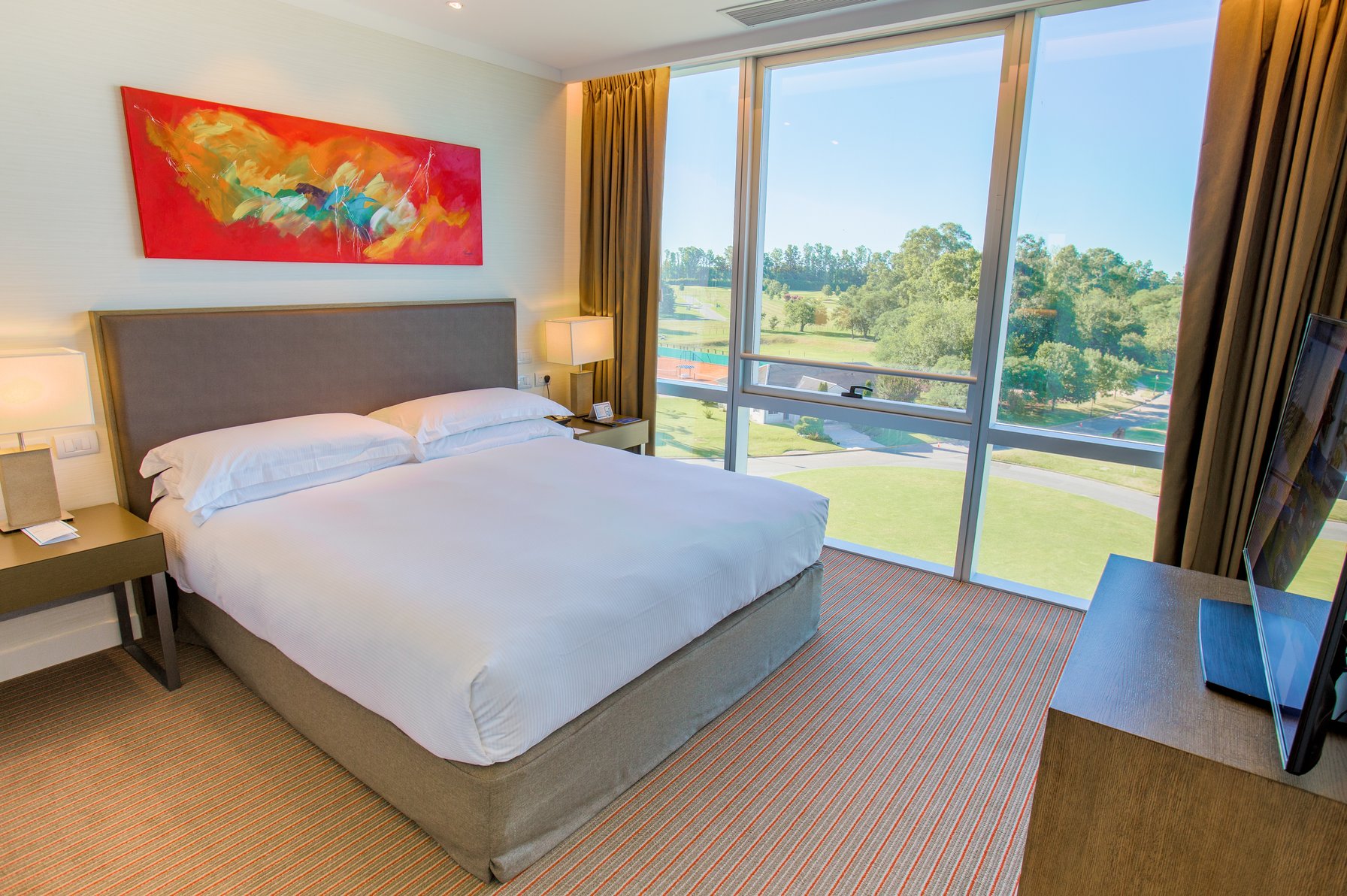 Hilton Pilar Room Type - PREMIUM SUITE KING