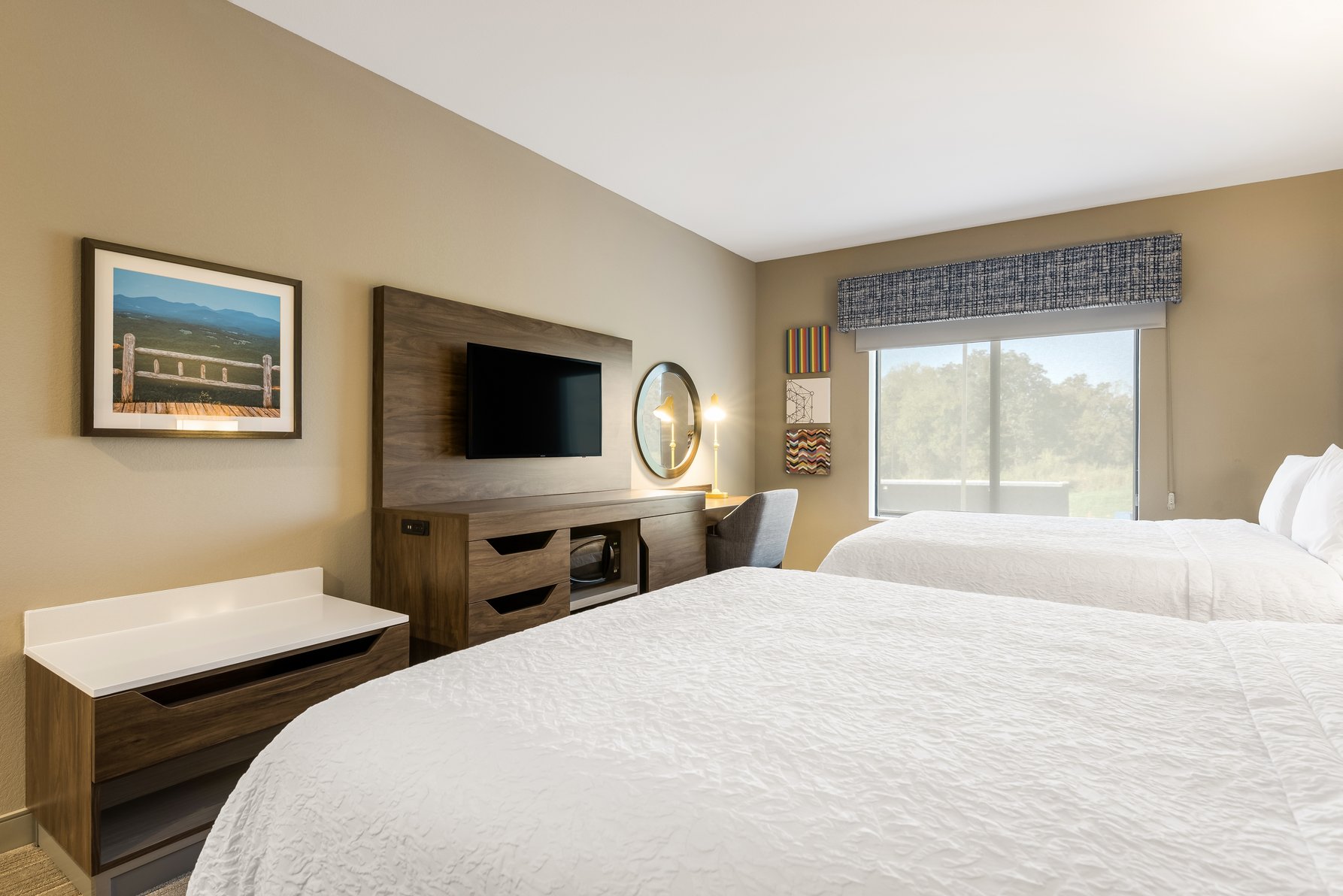Hampton Inn Batesville Room Type - 2 QUEENS W  FRIDGE MICROWV