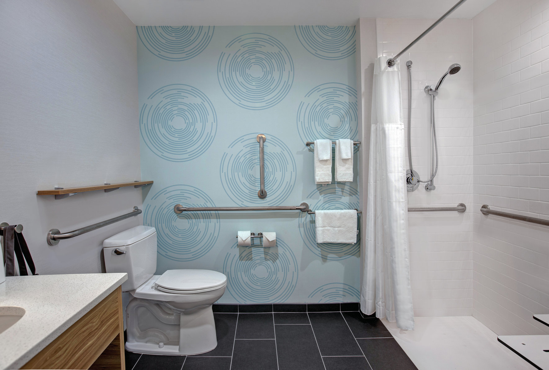 Tru by Hilton Austin Airport, TX Room Type - 1 KING HEARING ACCESSIBLE