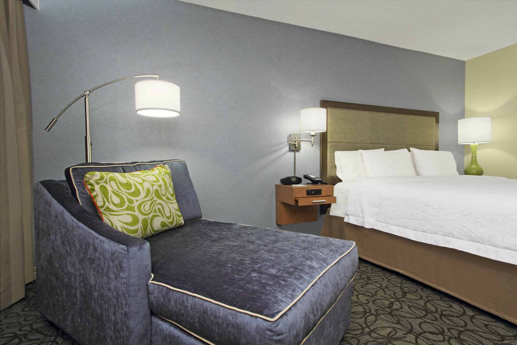 Hampton Inn by Hilton Austin/Airport Area South Room Type - 1KNG MOB HEAR ACC W TUB NS