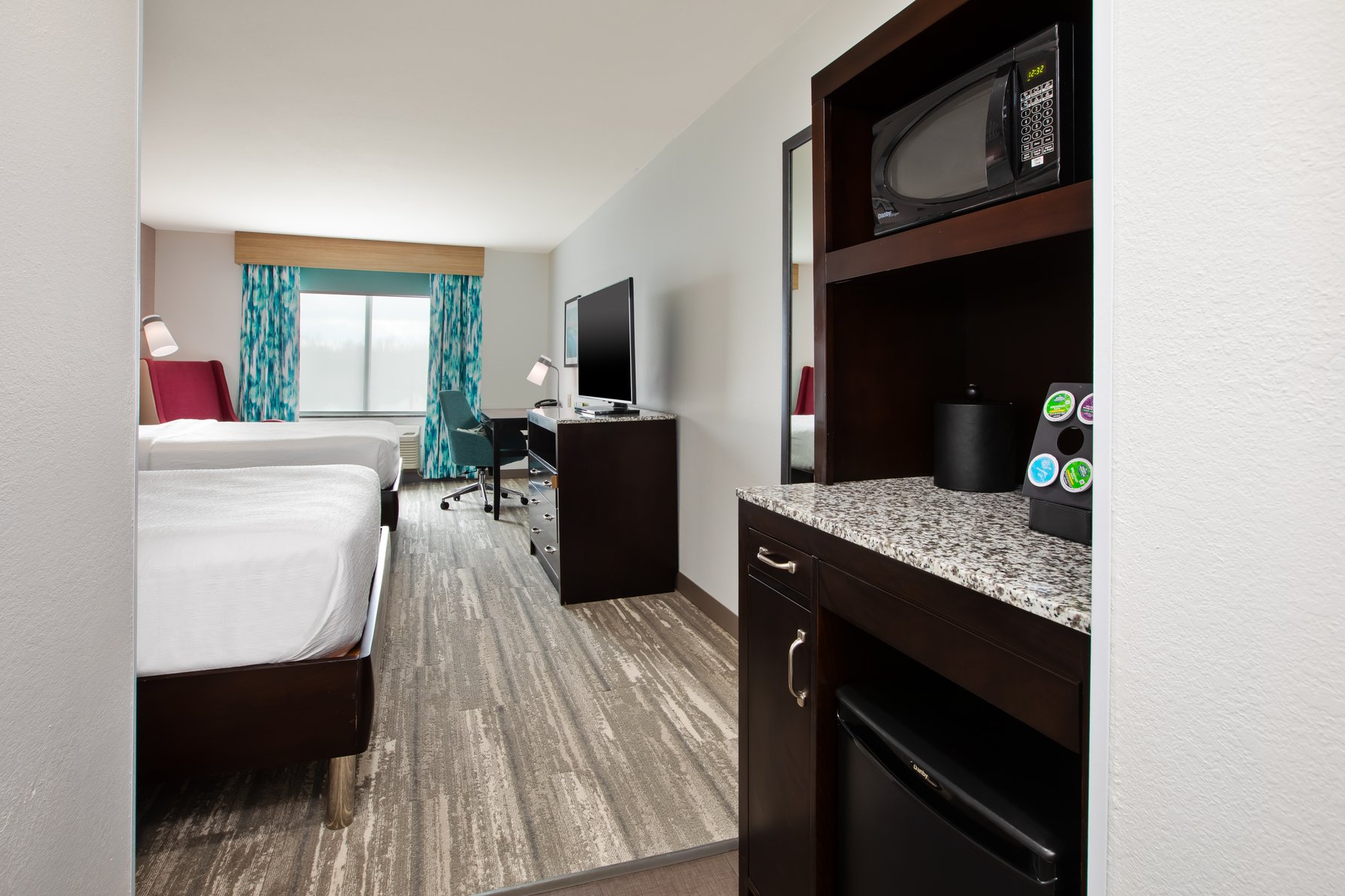 Hilton Garden Inn Benton Harbor/St. Joseph Room Type - 2 QUEEN BEDS 1 BDRM SUITE