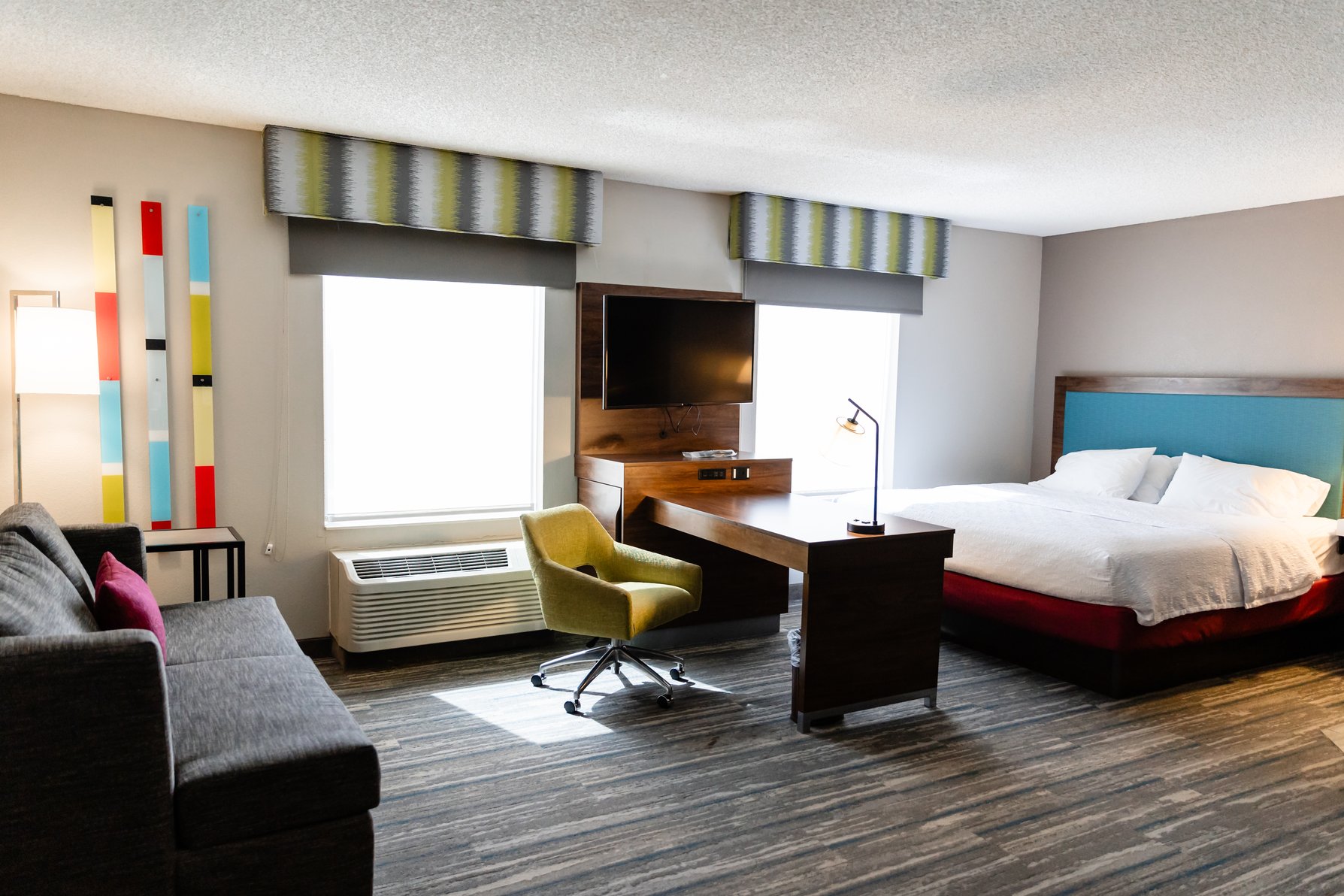 Hampton Inn & Suites Scottsbluff-Conference Center Room Type - 1 KN ACC RI SHWR STE NS
