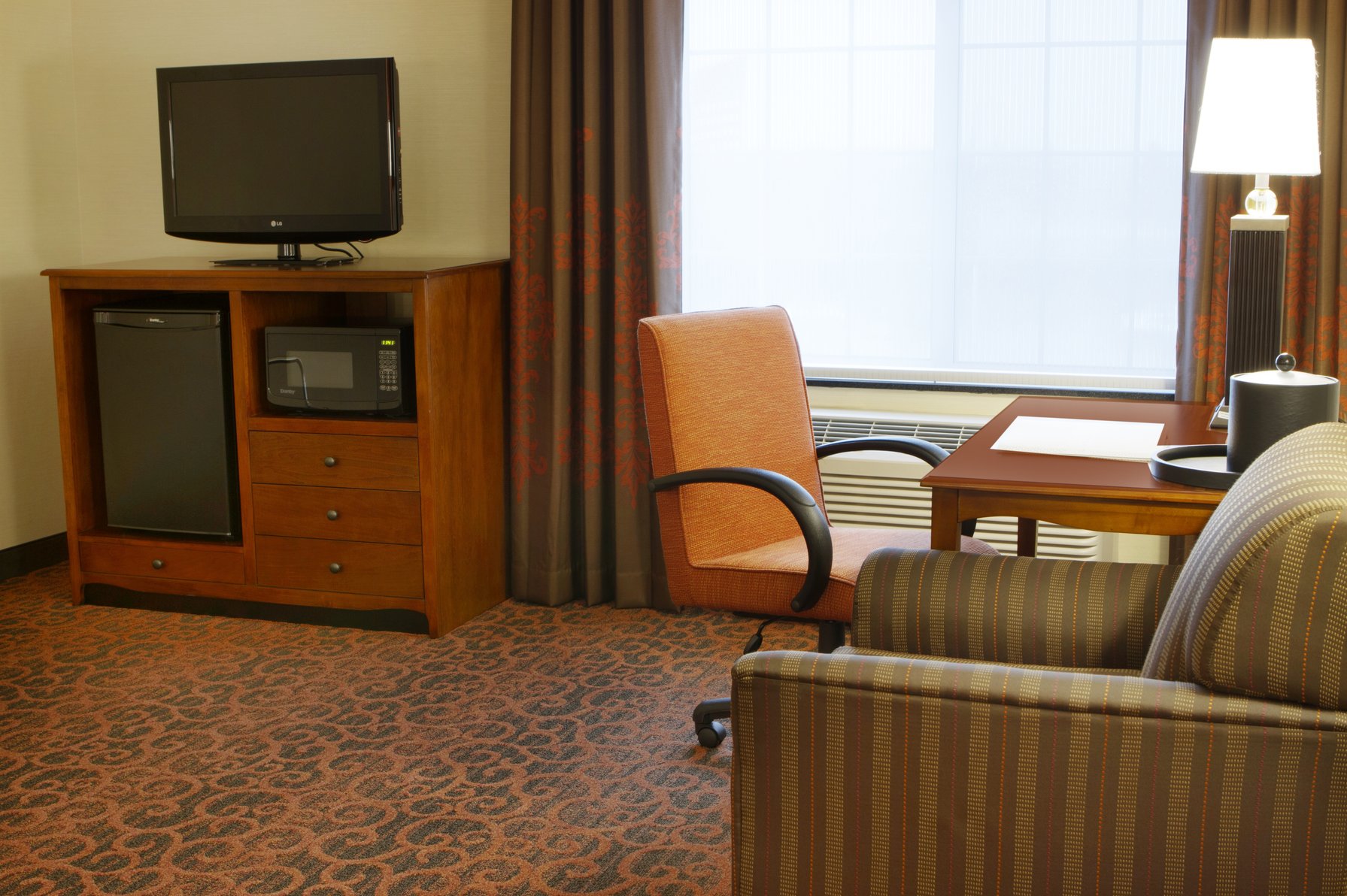 Hampton Inn Bangor Room Type - 1 KING BED NONSMOKING