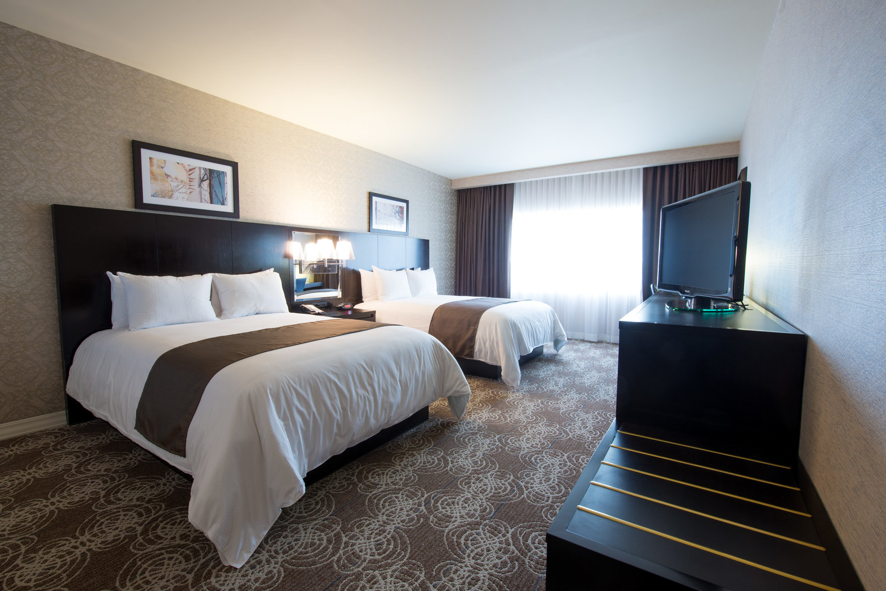 DoubleTree by Hilton Hotel Binghamton Room Type - 2QN MOB HEAR ACC RI-SHW NS
