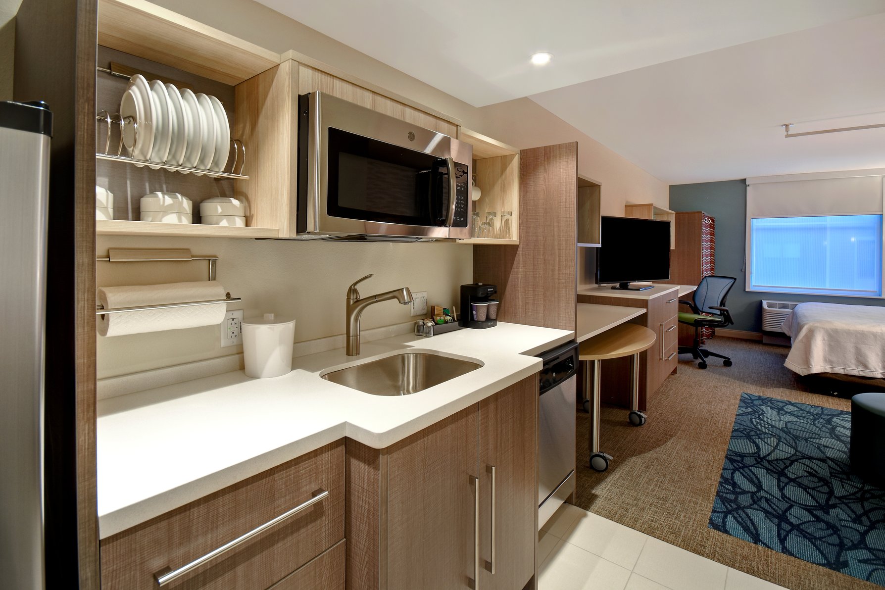 Home2 Suites by Hilton Boston South Bay Room Type - 1KG ACC TUB STUDIO NS